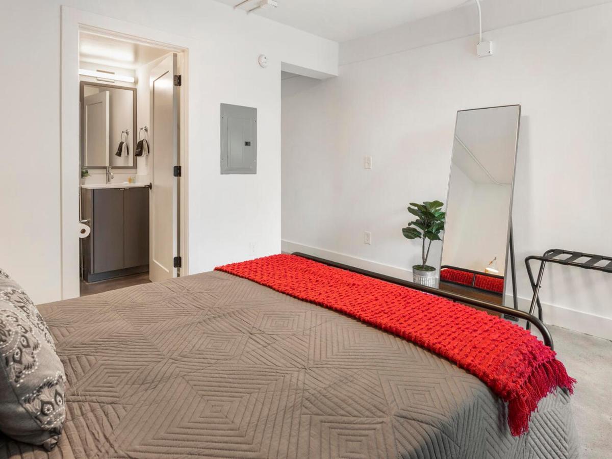 Comfortable Studio With Queen Bed, City Walkable! Apartment Atlanta Exterior photo